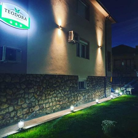 Apartments Teodora Ohrid Exterior photo