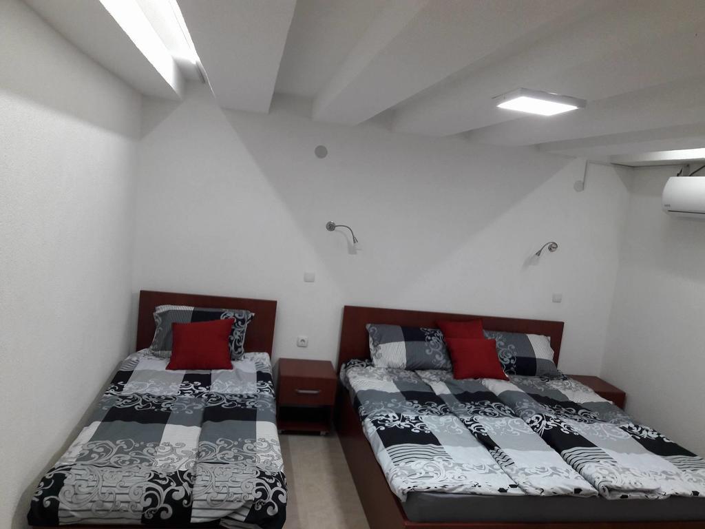 Apartments Teodora Ohrid Exterior photo